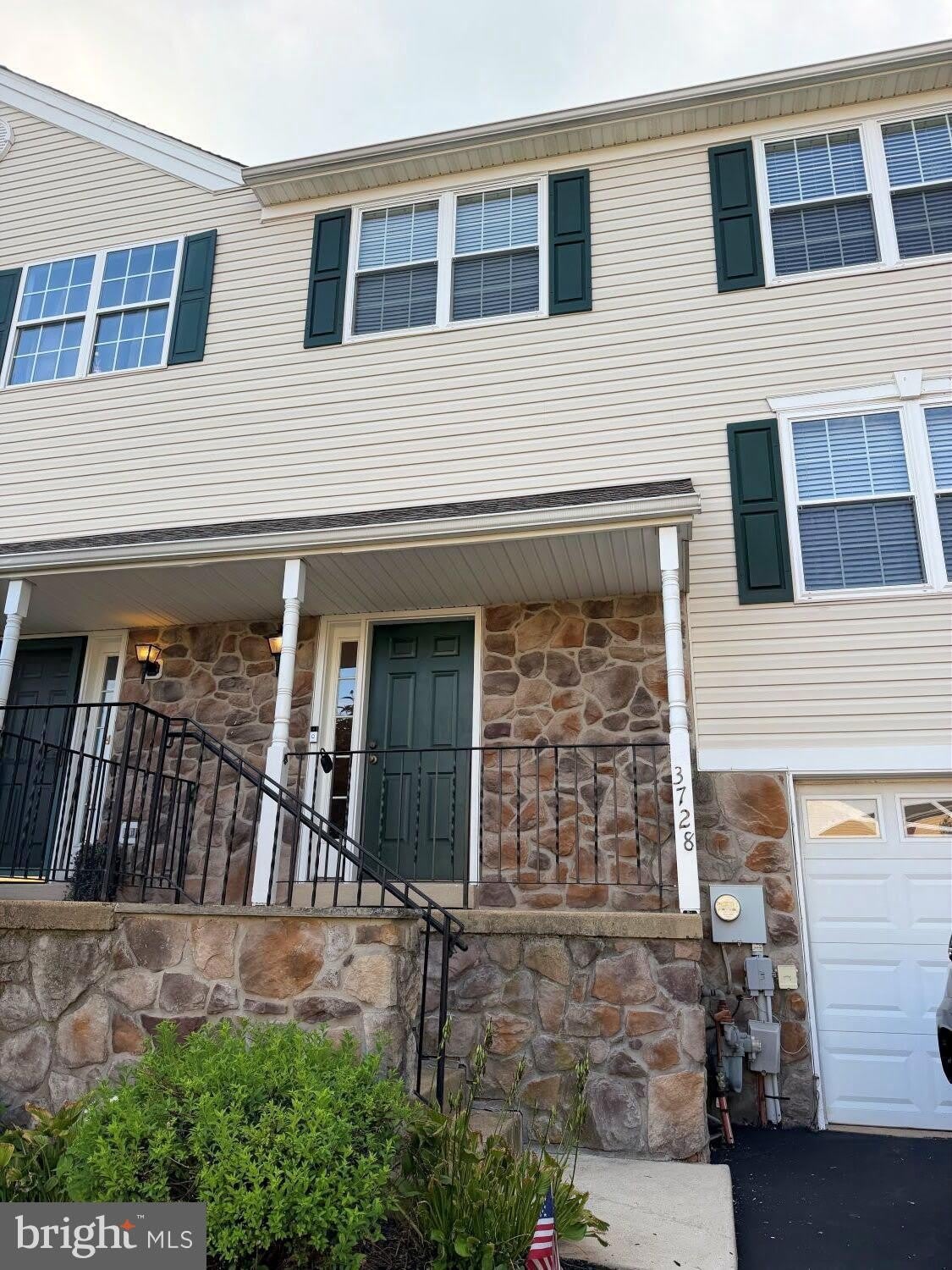 3728 SWETLAND Drive – photo 2