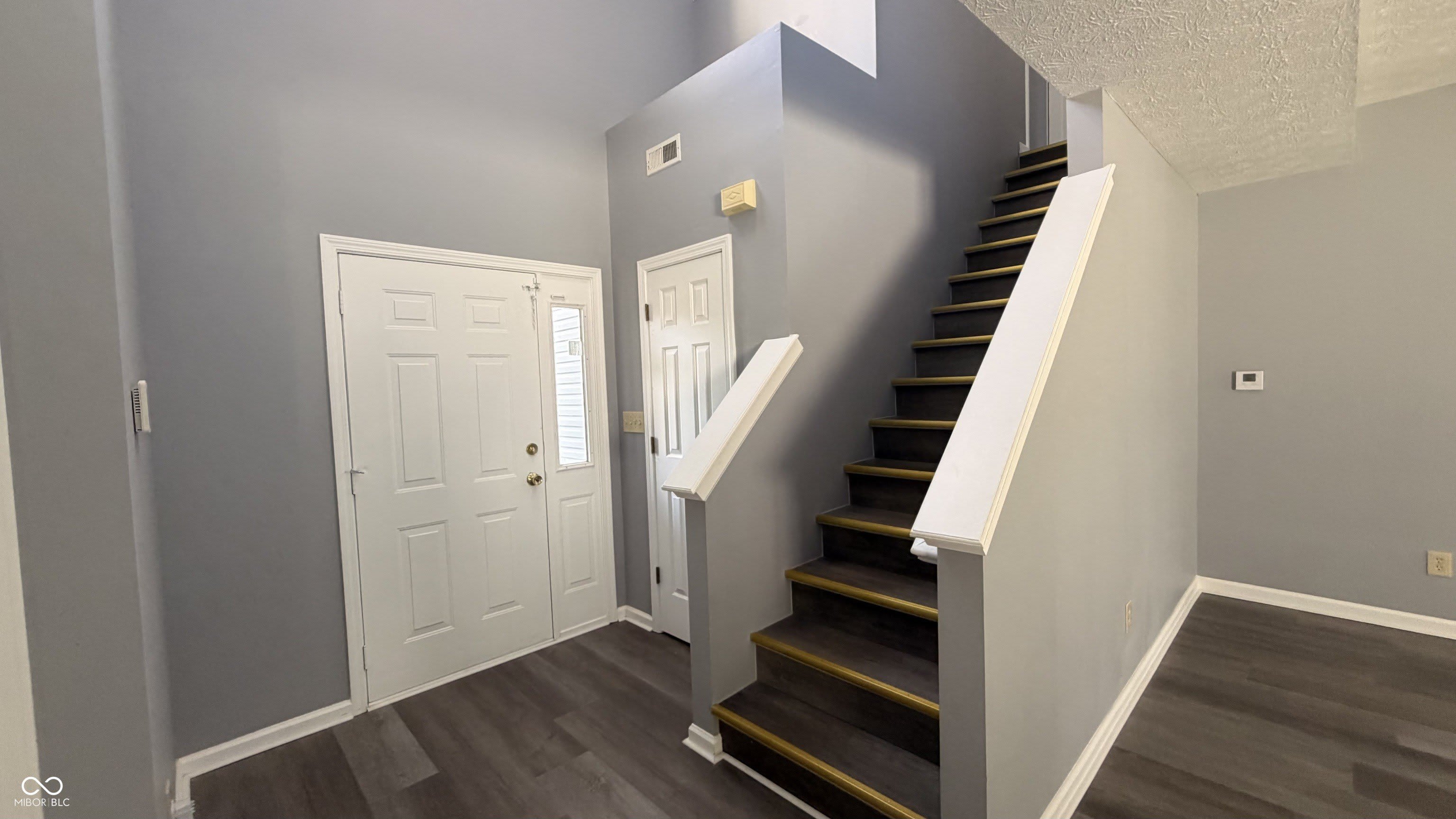 6015 Lakeside Manor Avenue – photo 2