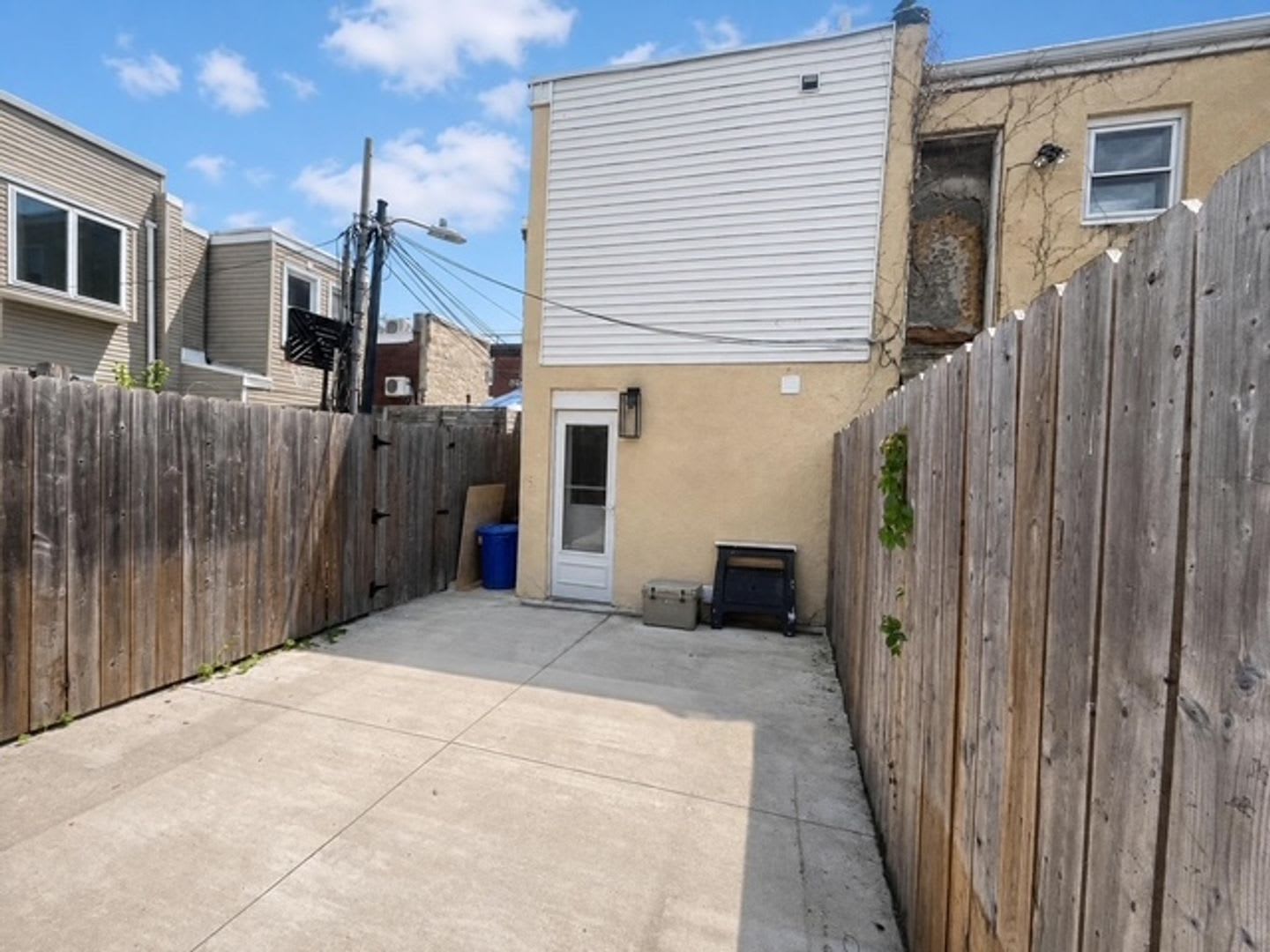 4 Bedroom 2 Bathroom – photo 3