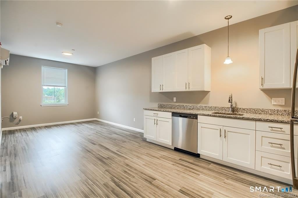 9 Steele Boulevard – photo 5