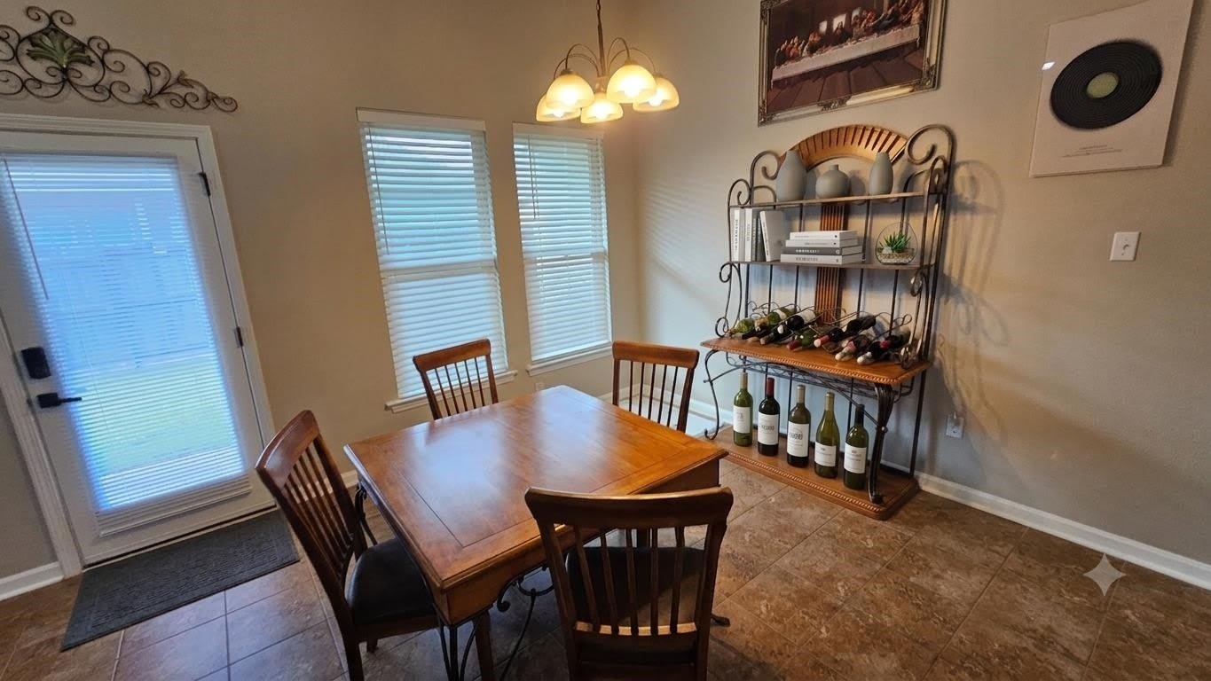 427 Christopher Dr – photo 4