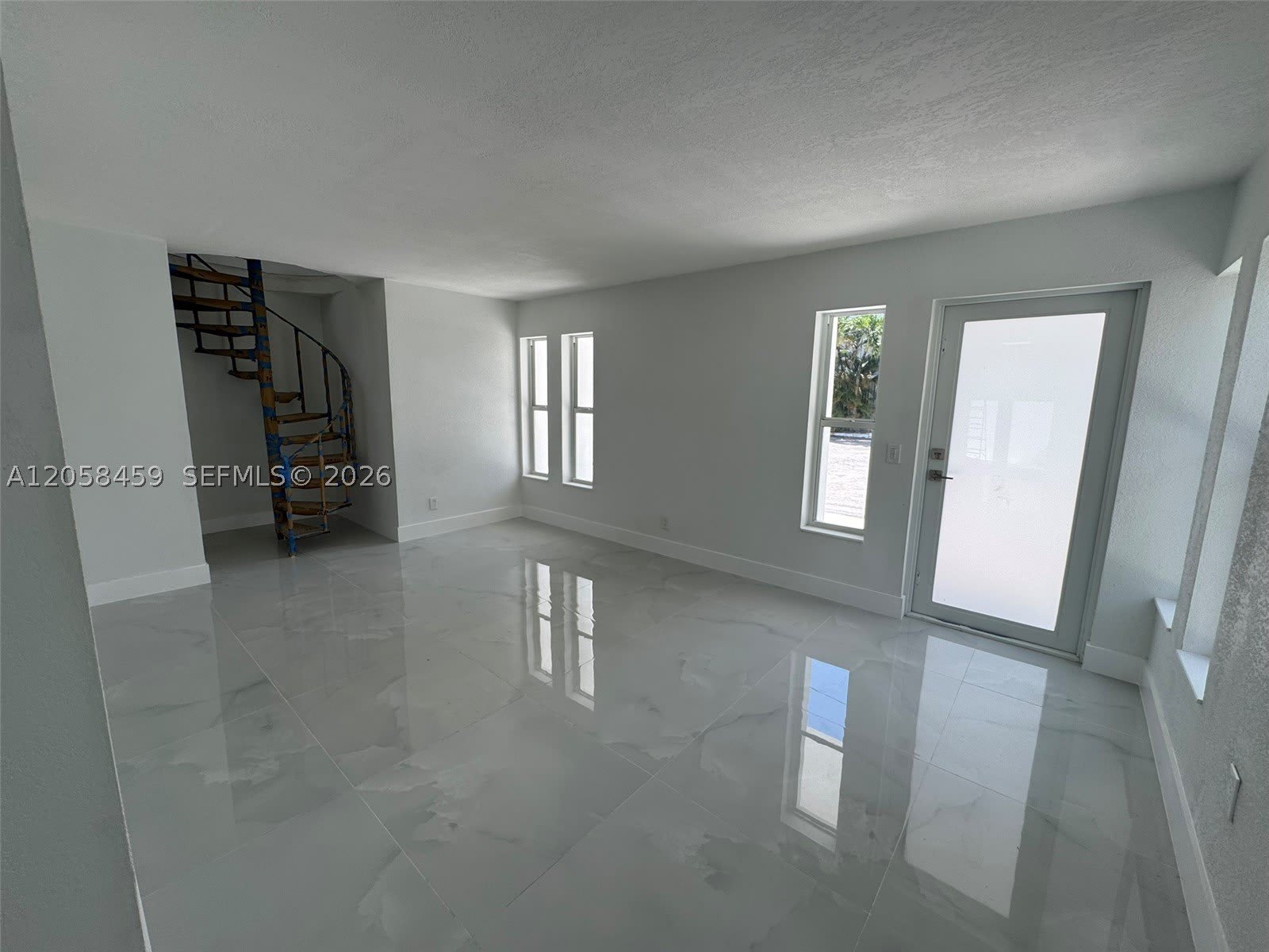 3315 NW 13th Ter – photo 4