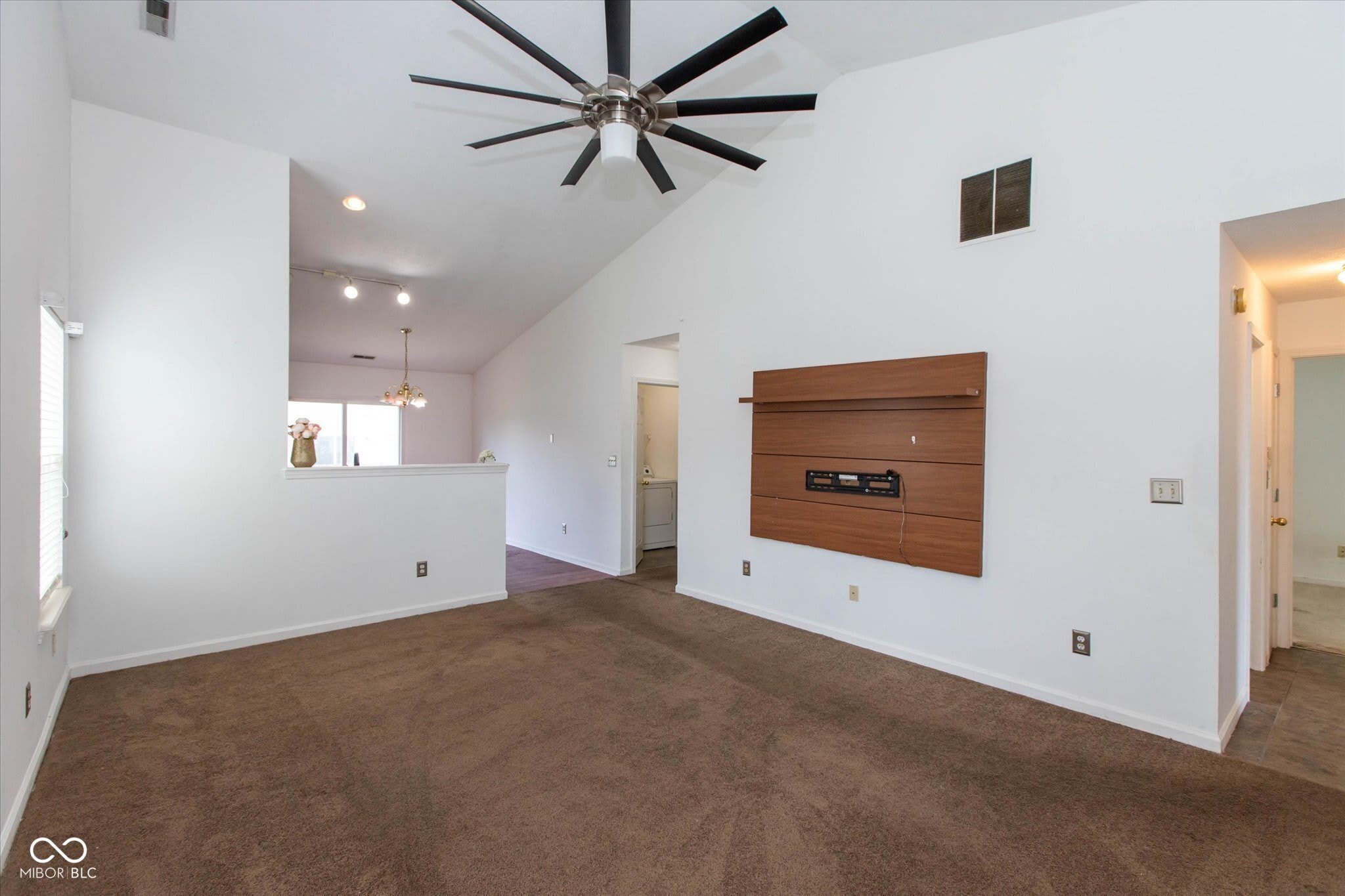 7136 Pluto Drive – photo 4