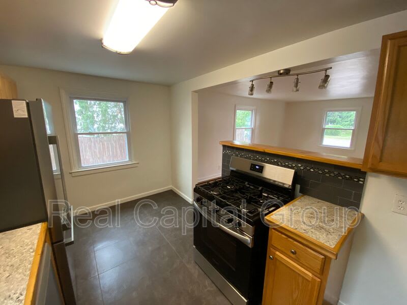 1 Virginia Rd – photo 4