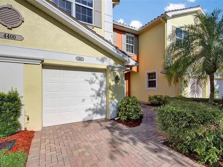 4400 Lazio Way – photo 2