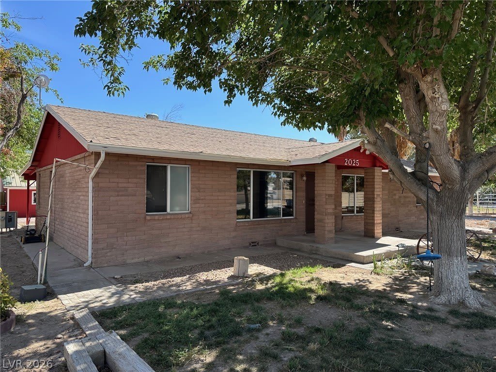2025 Whipple Avenue – photo 5
