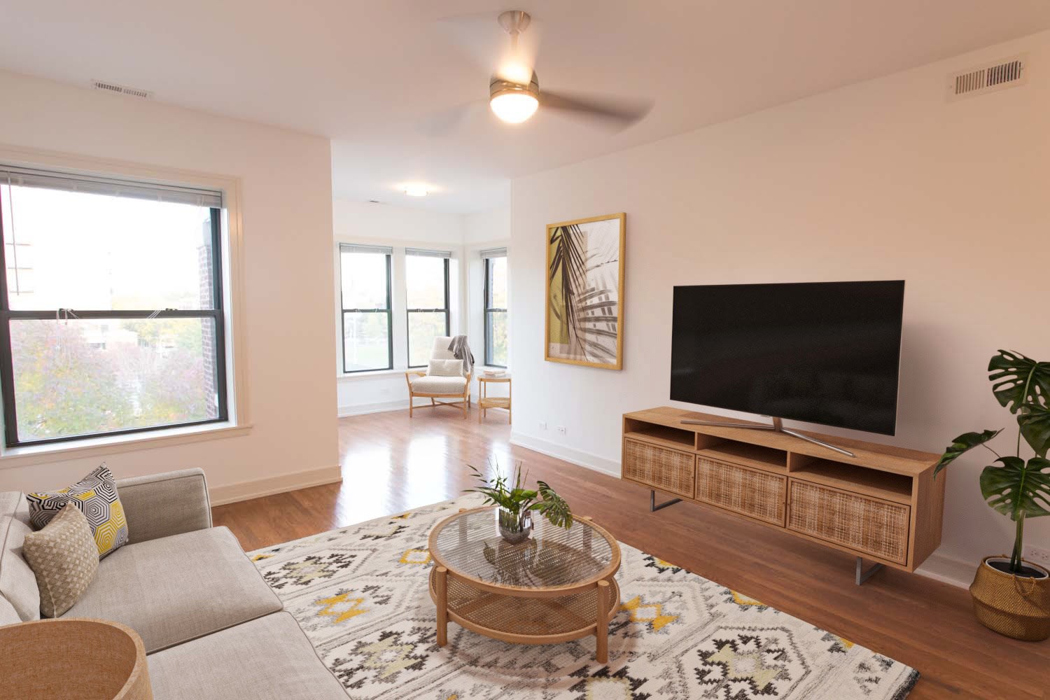 5234 5244 S Ingleside Ave – photo 2