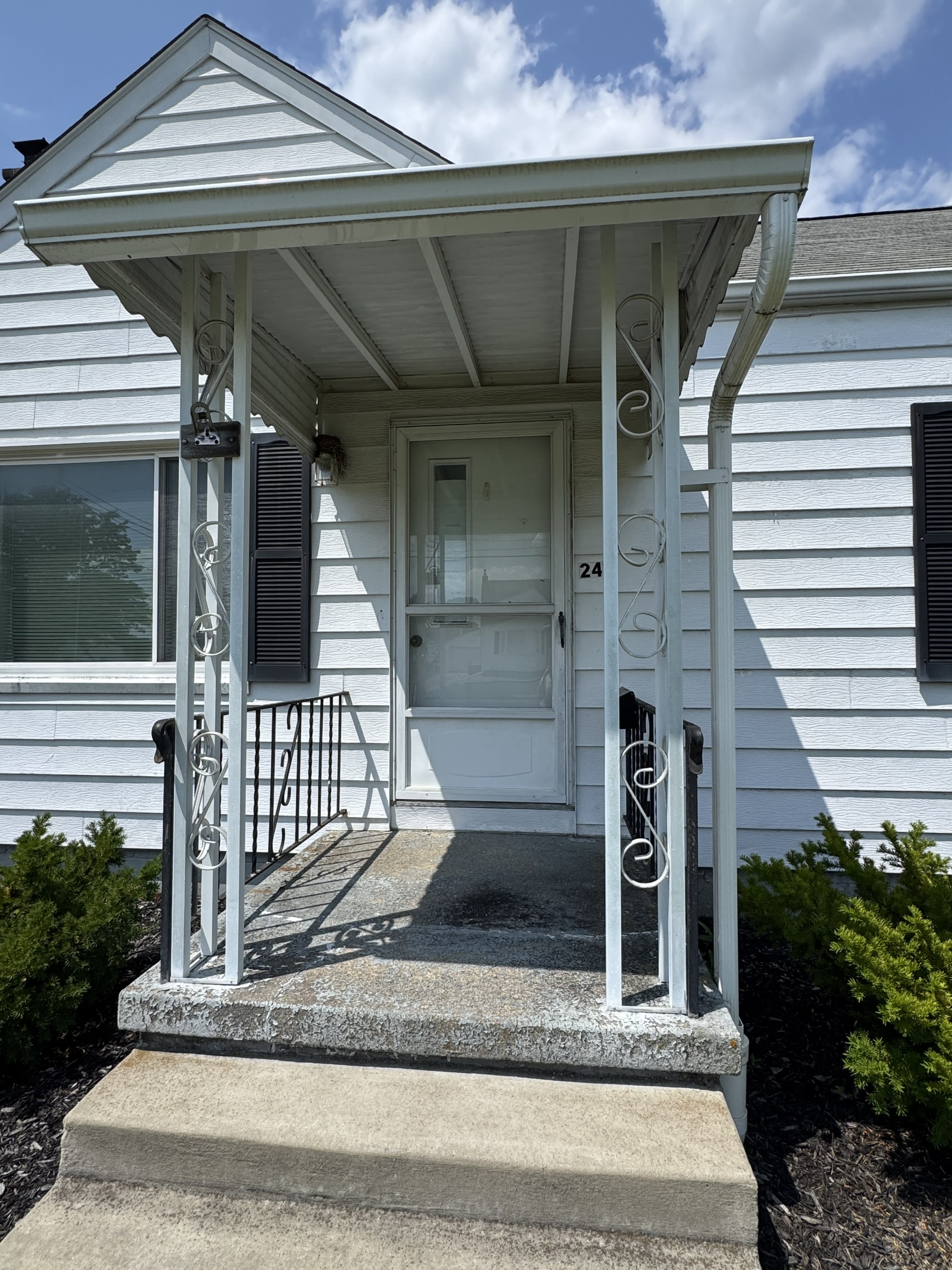 241 Helena Drive – photo 5