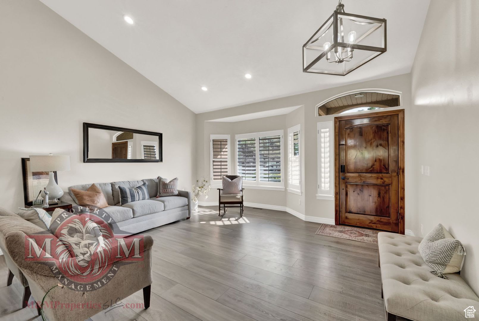 Beautiful Canyon Oaks Executive Home w/ Views – photo 3