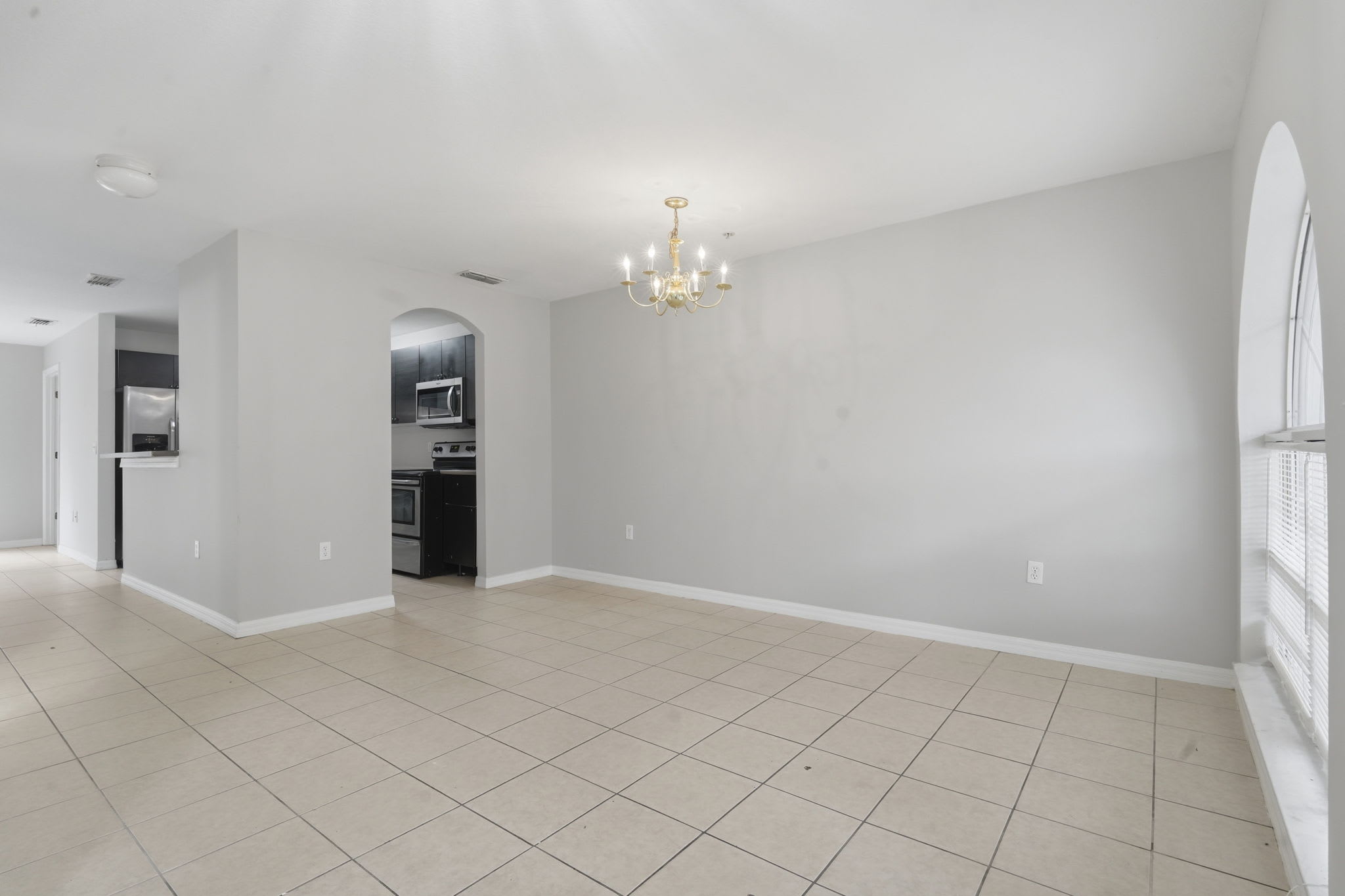 963 East Main Street – photo 4