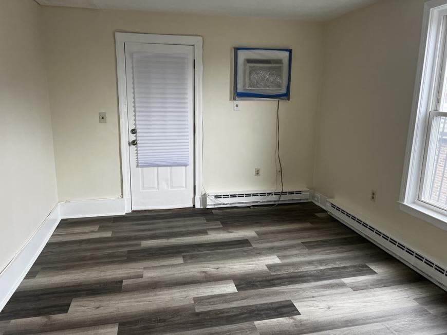 452 Main St. – photo 5