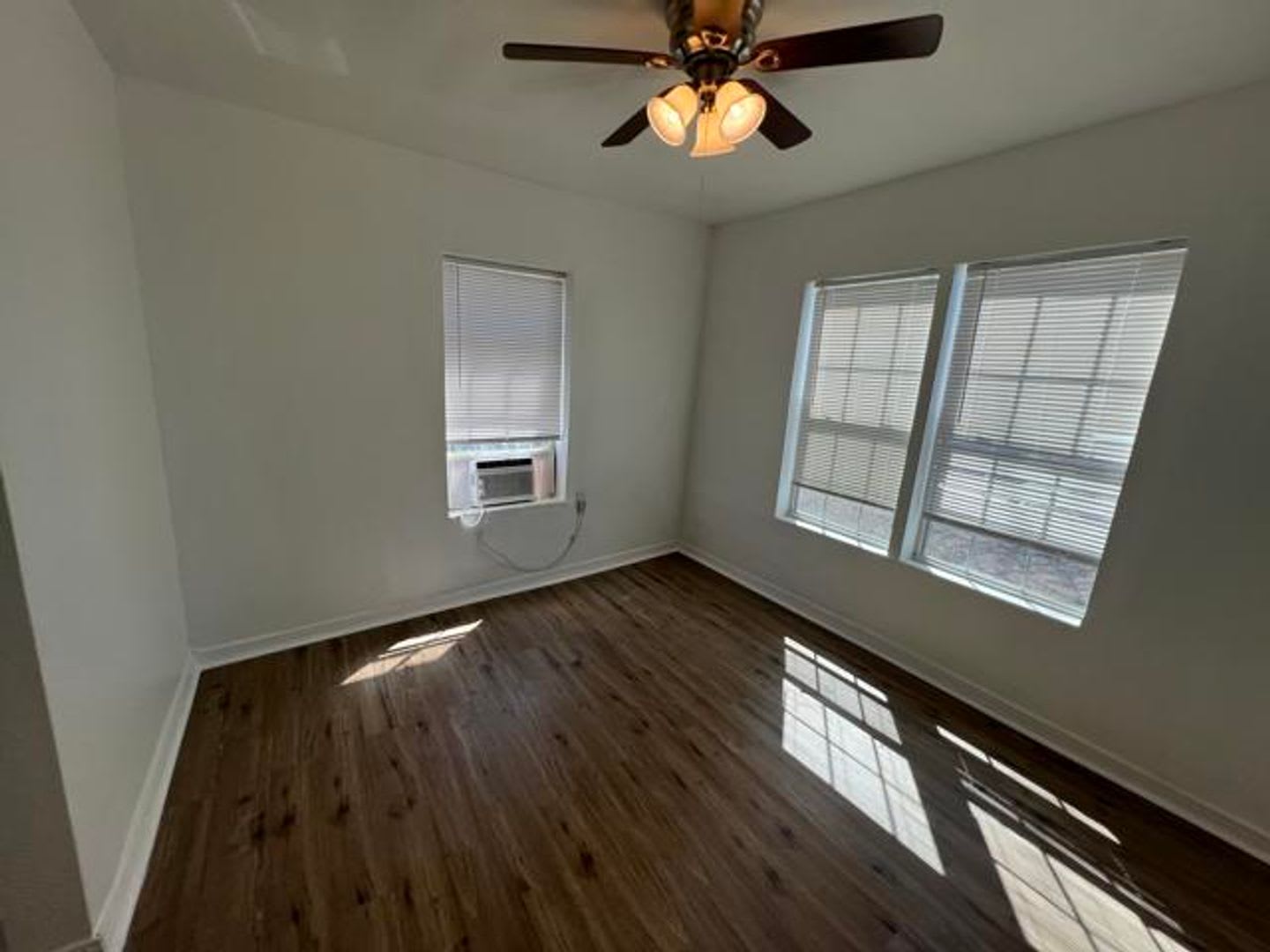 Fantastic Home Near Downtown – photo 5