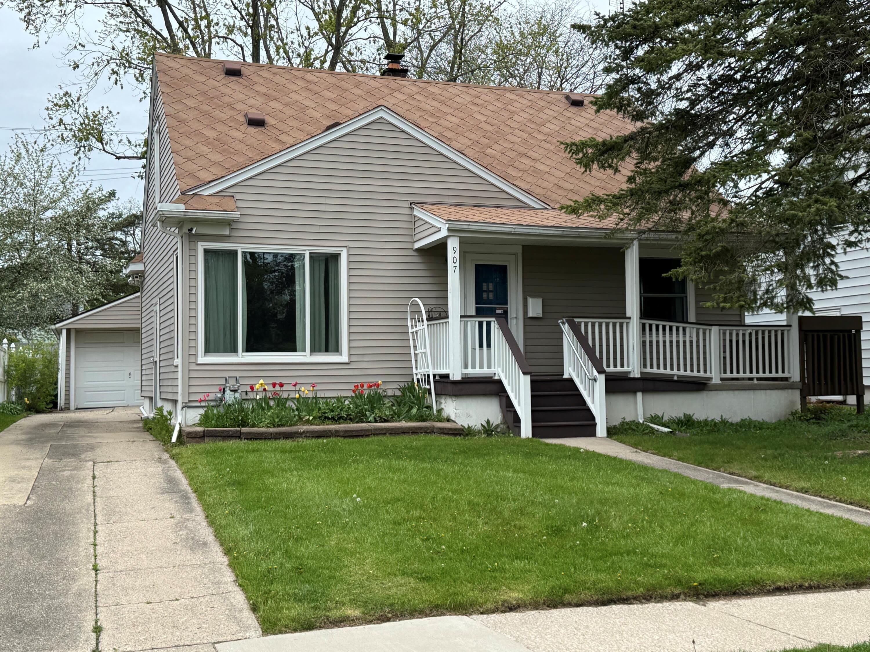 907 Bruce Street – photo 2