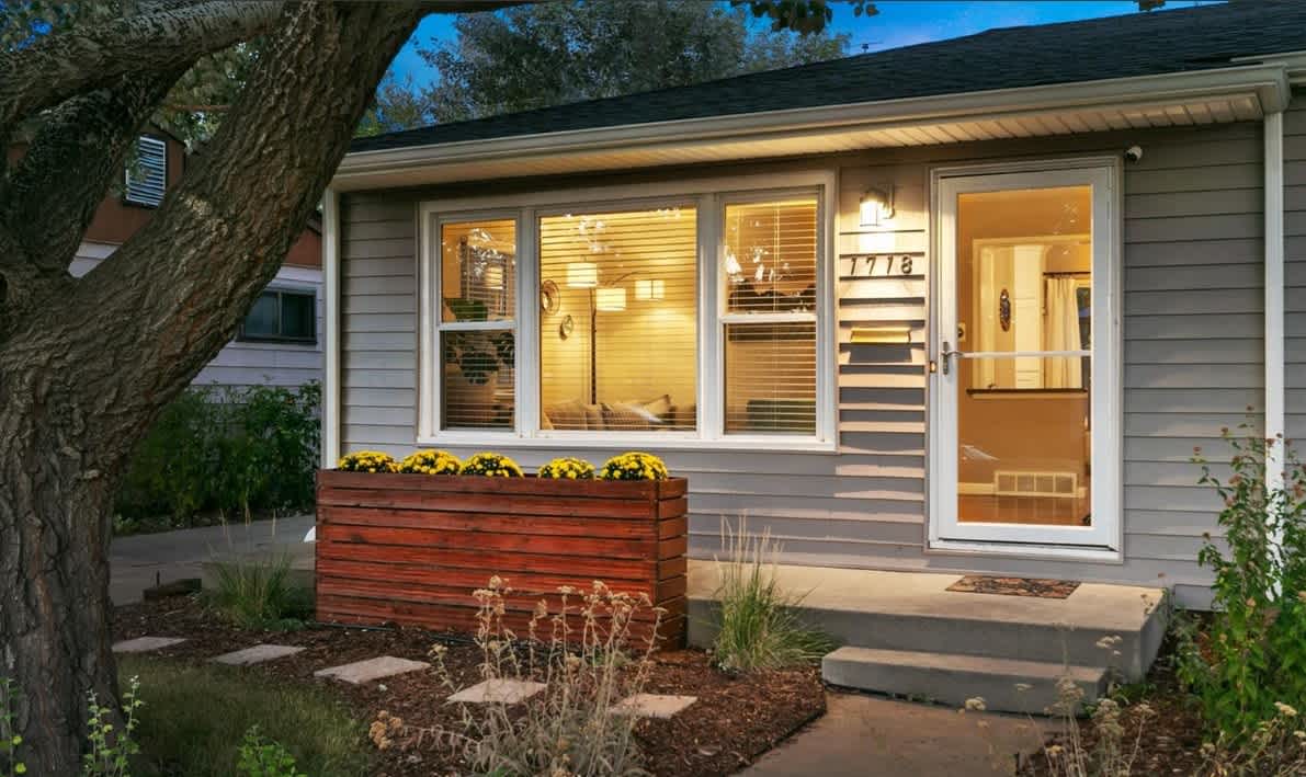 1718 South Elm Street – photo 3
