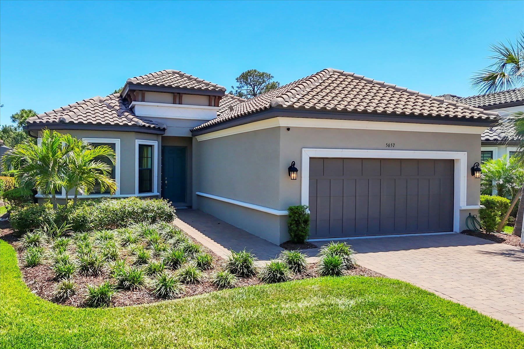 5657 Scarlotti Street – photo 1