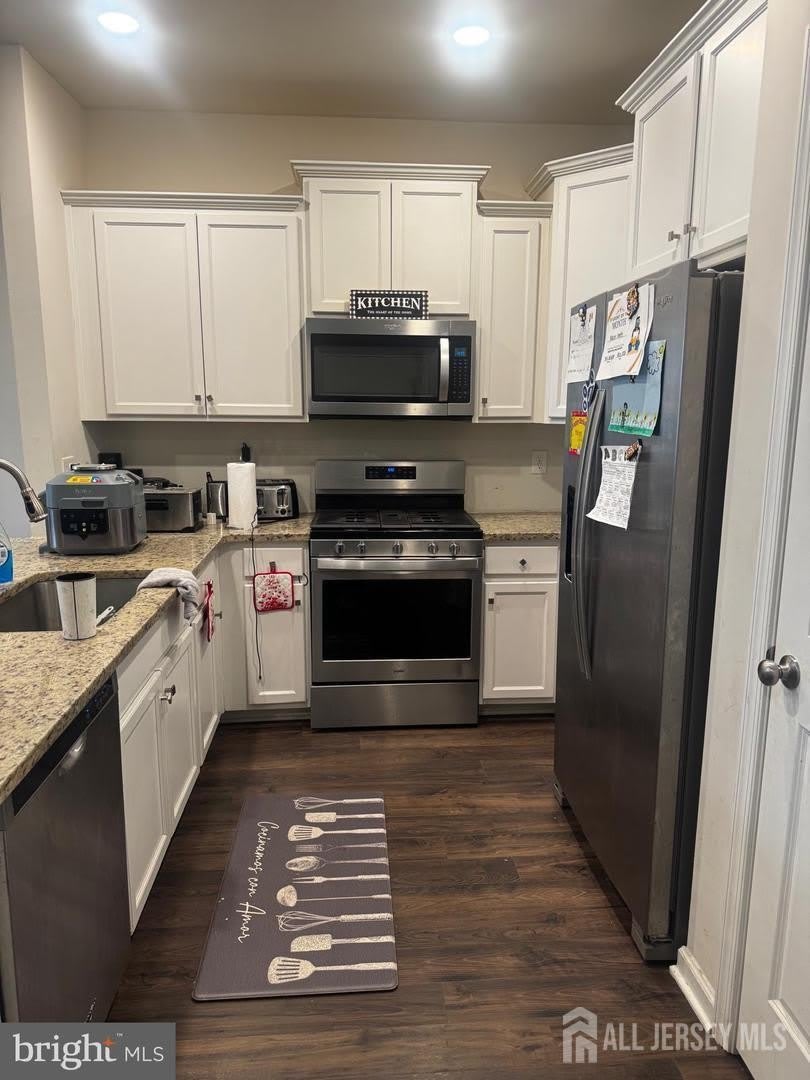 8 Peregrine Way – photo 4