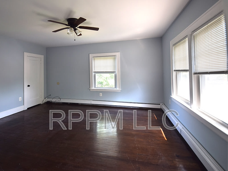 488 Heywood Avenue – photo 5