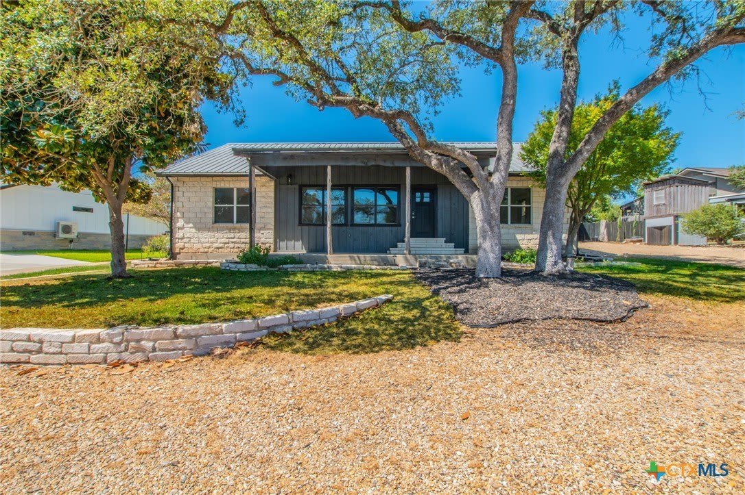 466 Arrowhead Point Road – photo 2