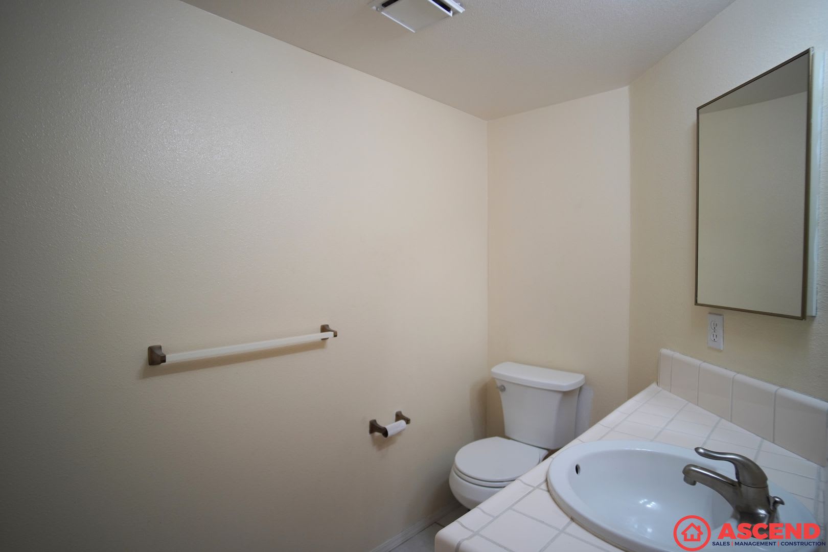 Fabulous Home in Campus Park! – photo 3
