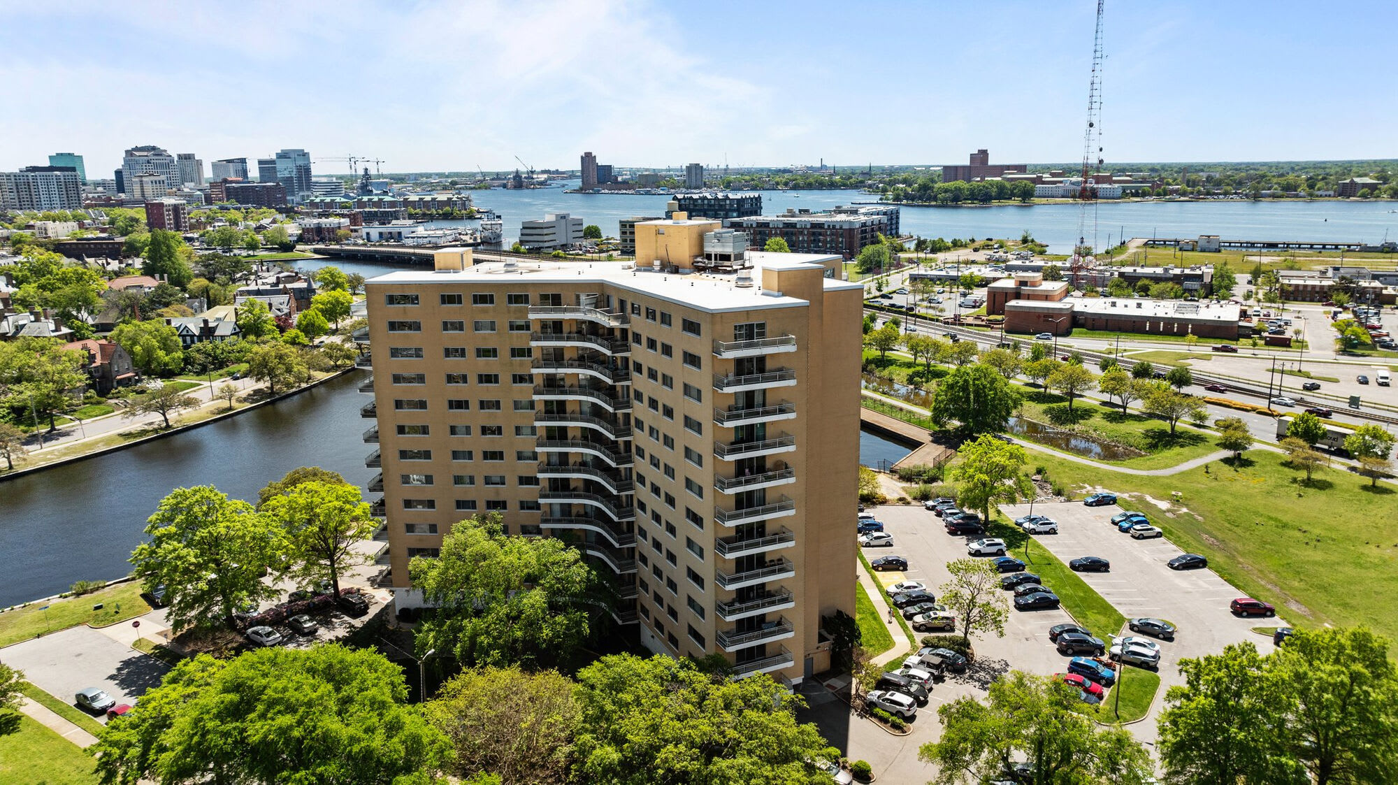 1708 Bourbon Avenue B – photo 2