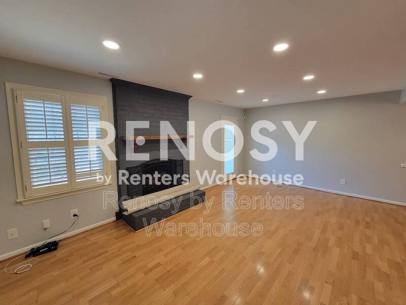 914 Wildwood Square Court – photo 5