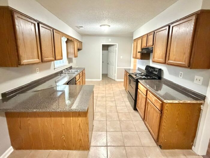 4126 Naragansett Cove – photo 4