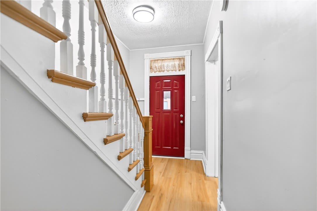 410 Kendal St – photo 3