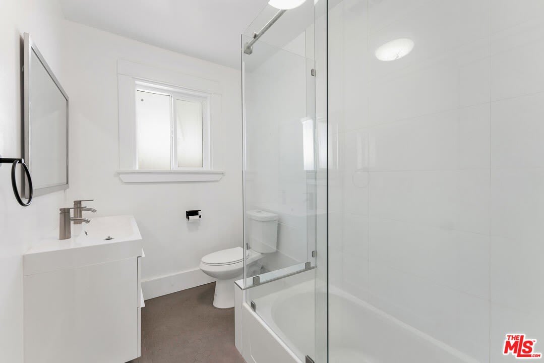 1333 S Hudson Ave – photo 4