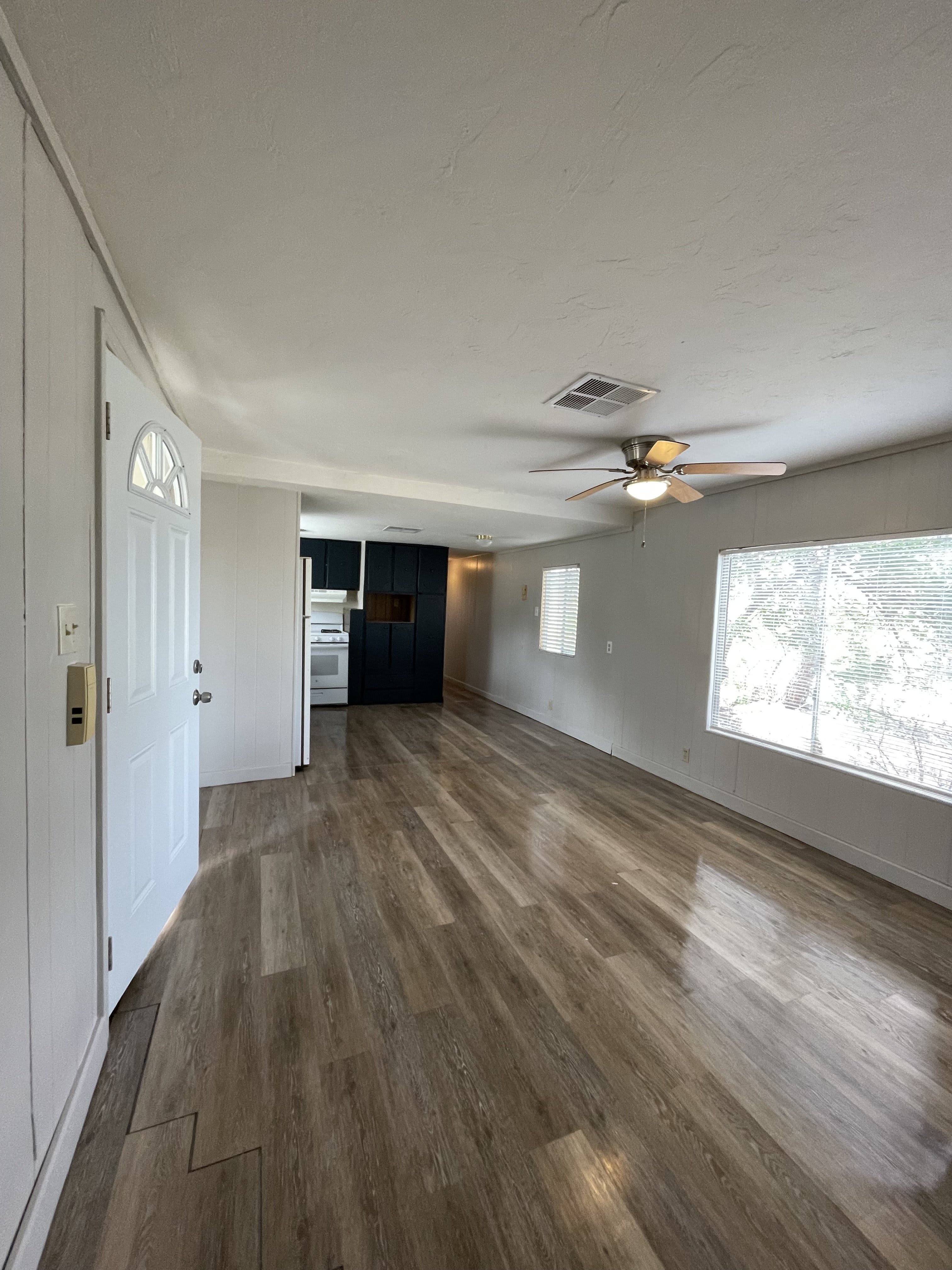 1120 N Justice Dr – photo 4