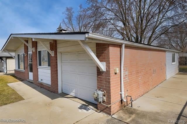 547 S Hawthorne Street – photo 4