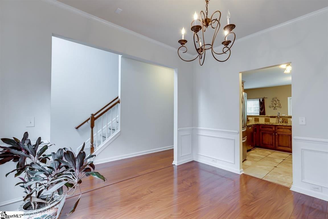 14 Farmbrook Way – photo 2