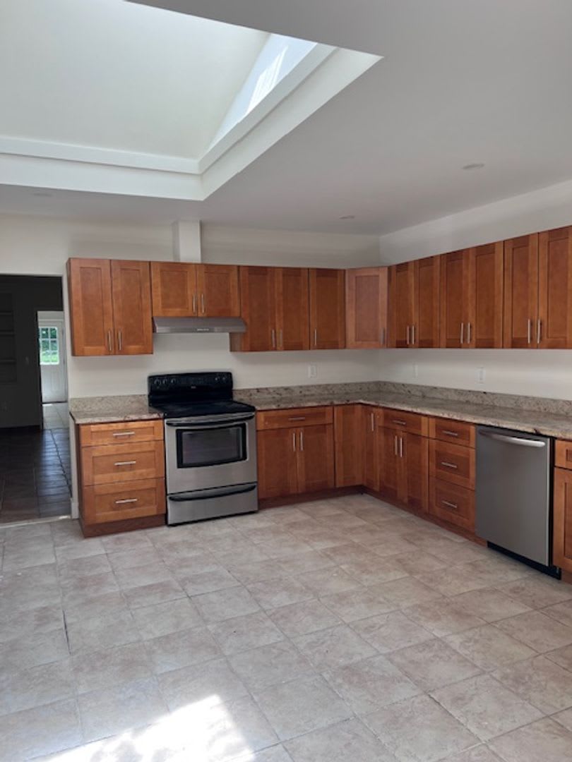 Large 4 bedroom, 2 1/2 bath home for rent in Ravena, NY on Rt 9W – photo 3