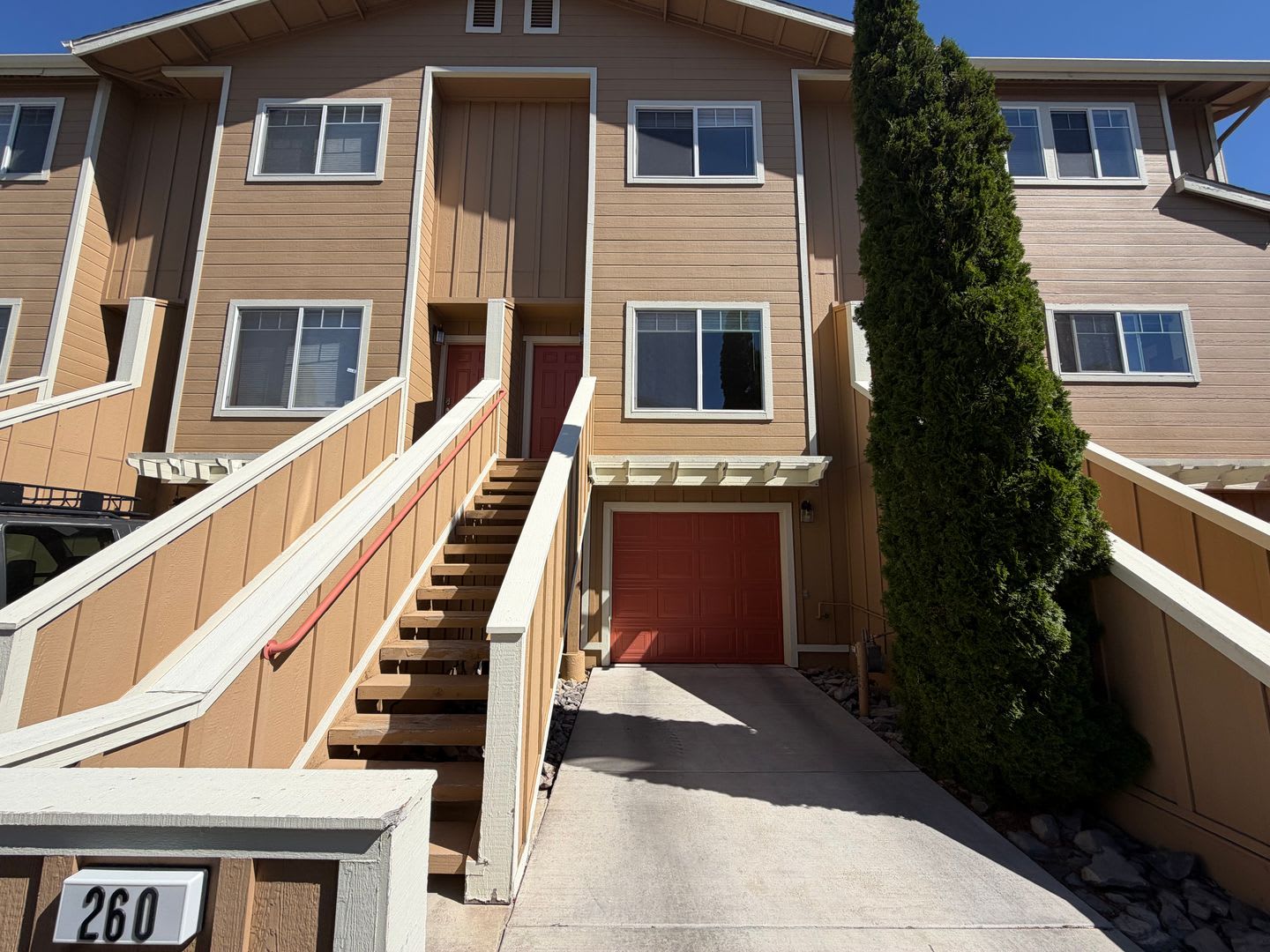 260 John Eugene Ct – photo 2