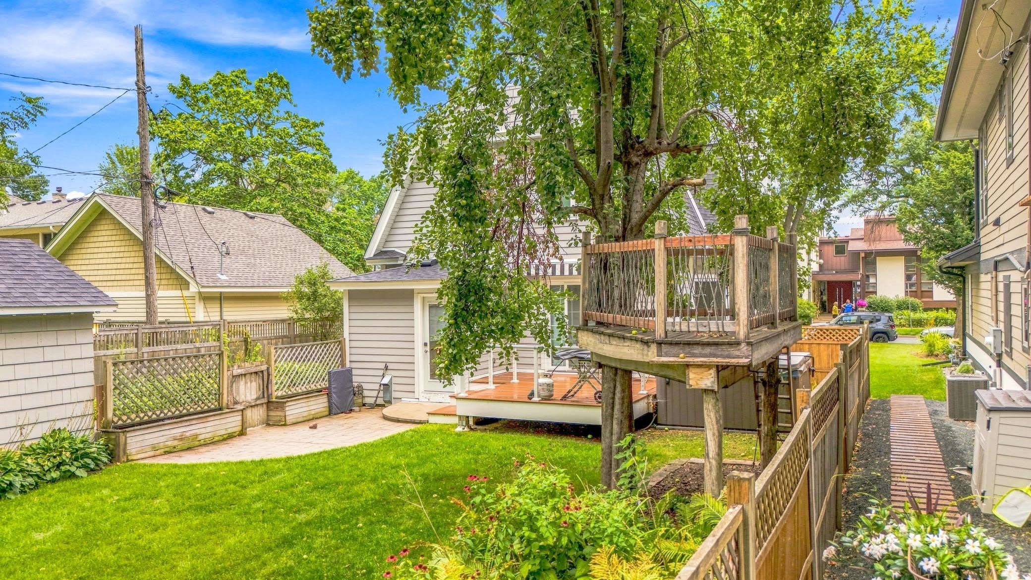 2168 First Street – photo 3