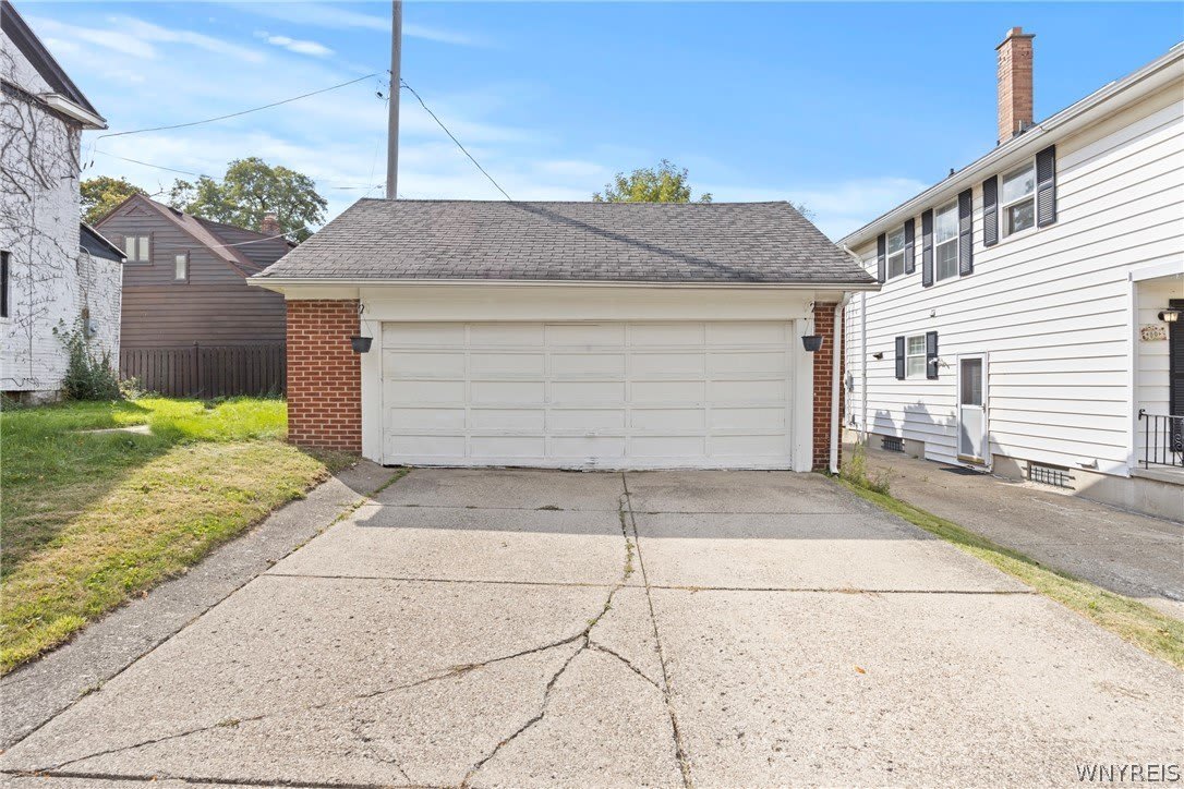 80 Capen Boulevard – photo 5