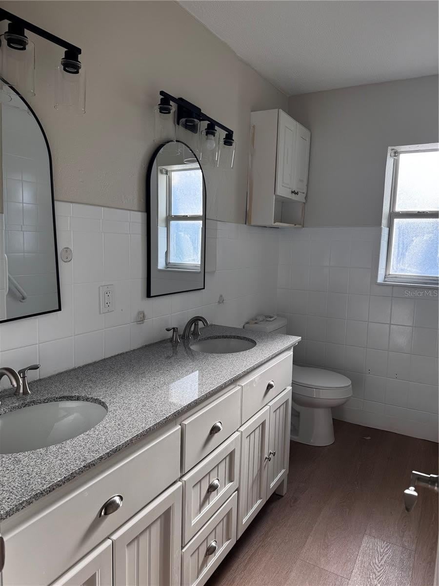 1204 W Alsobrook Street – photo 4
