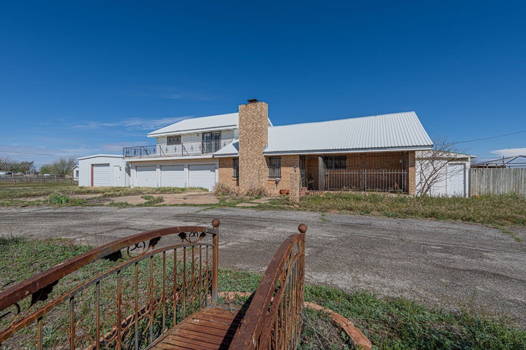 6084 W Dunn St – photo 4