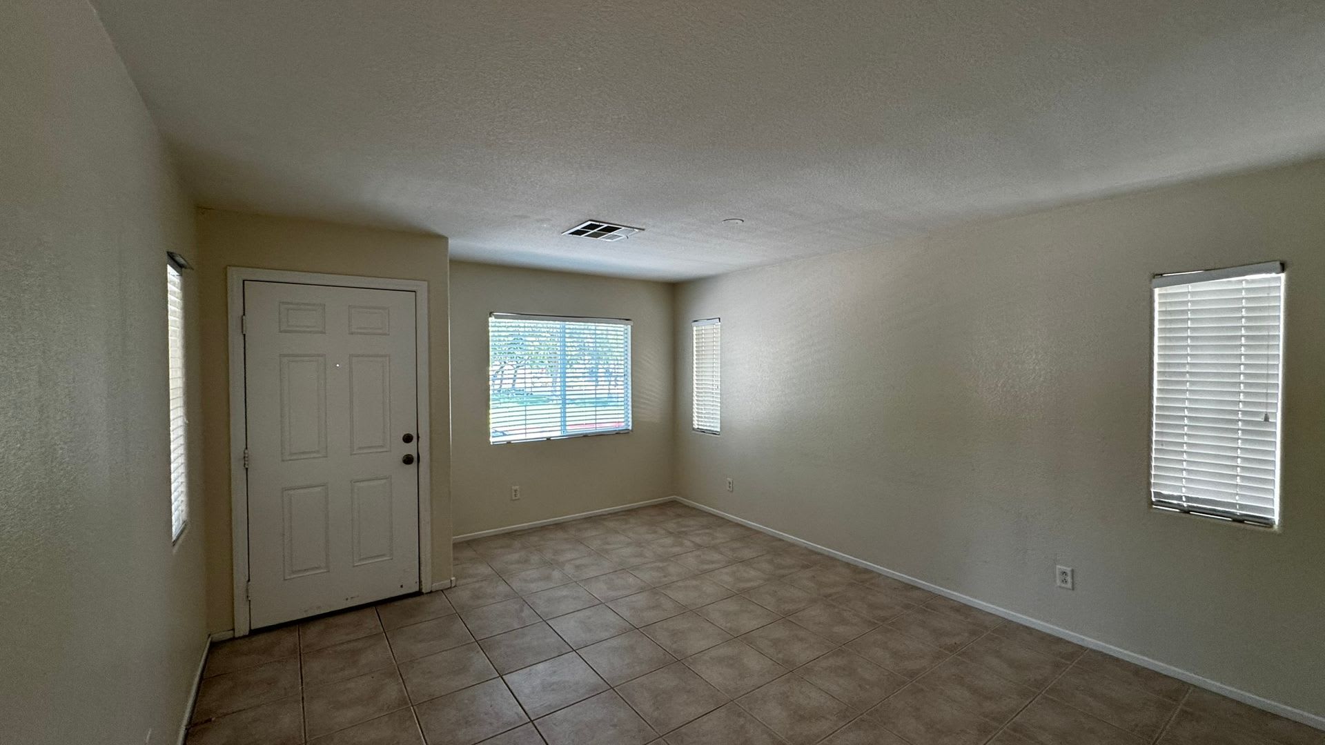 NW Gated Community 2 bdrm plus loft – photo 2