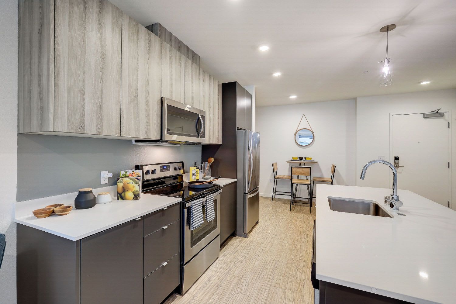 2929 1St Avenue – photo 2