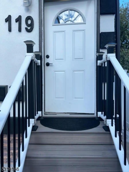 119 Columbus Pl – photo 1