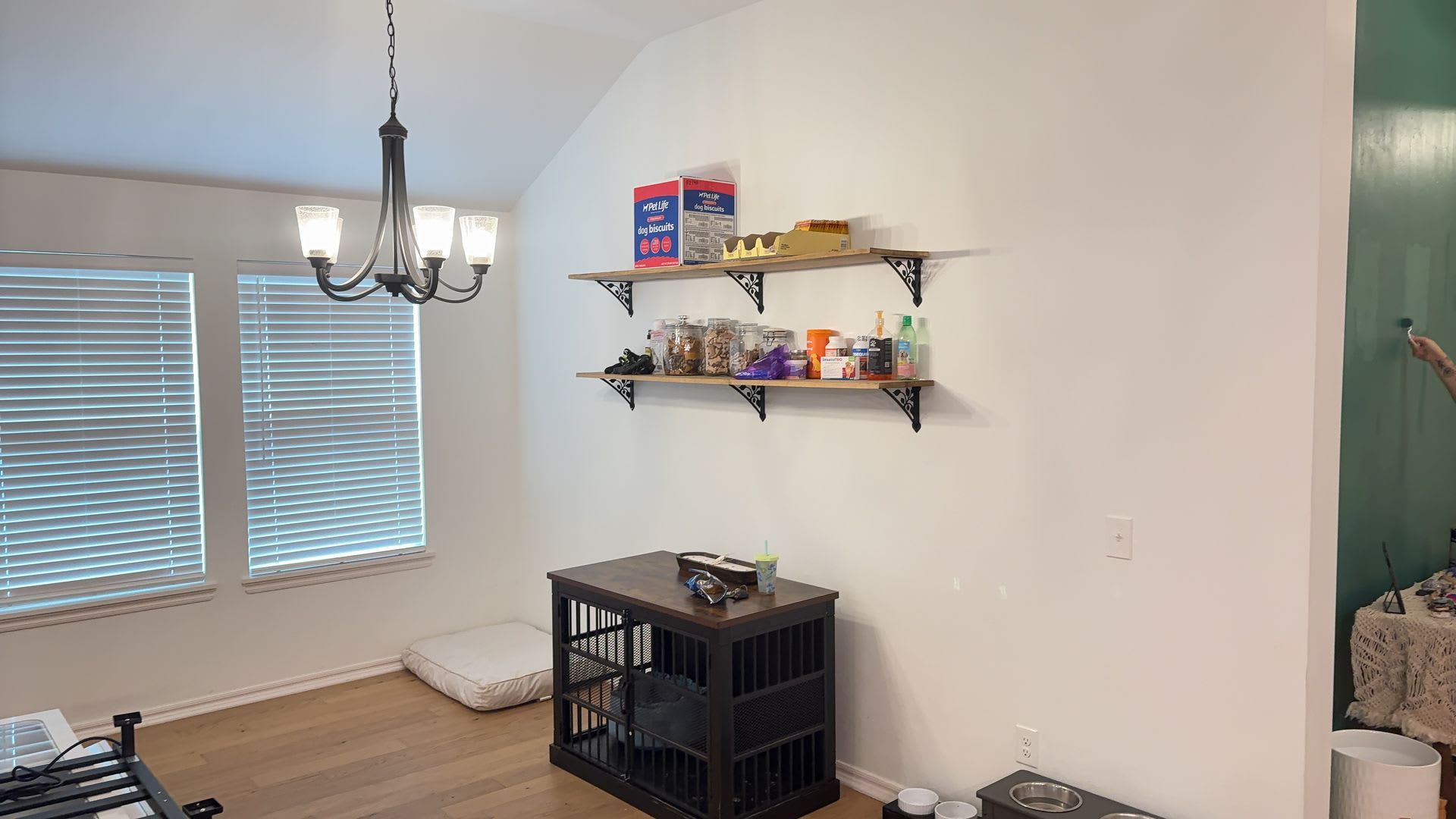 Very Nice 4 Bedroom 2 Bathroom House in Mustang Schools – photo 5