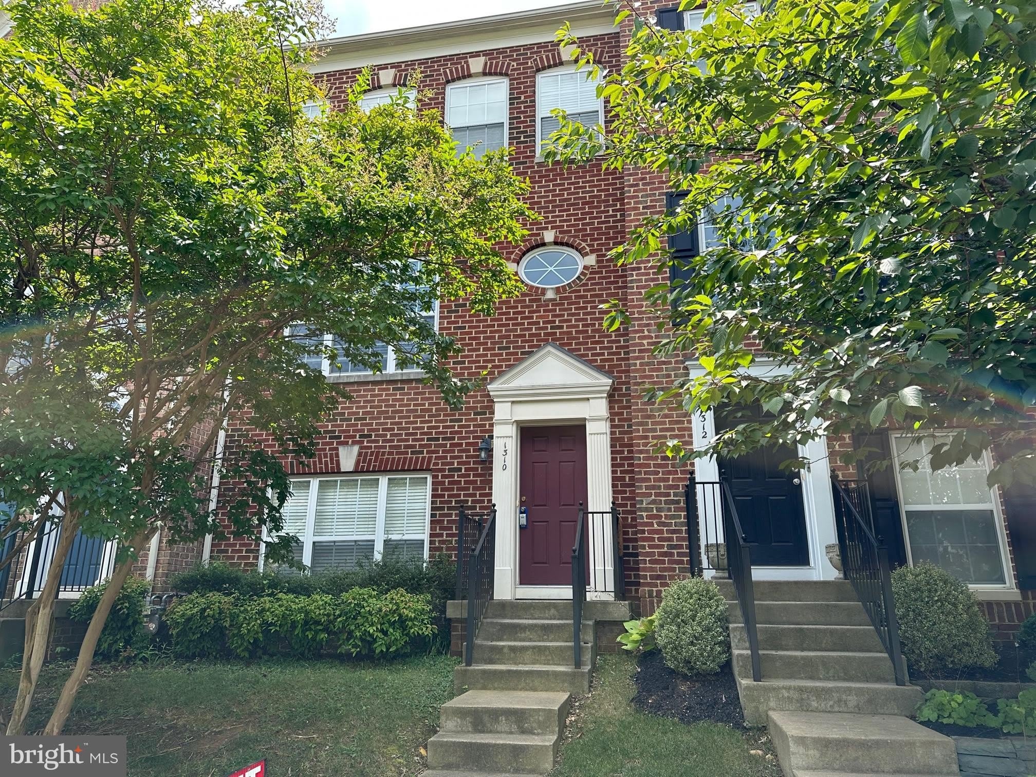 1310 SAUNDERS Drive – photo 1