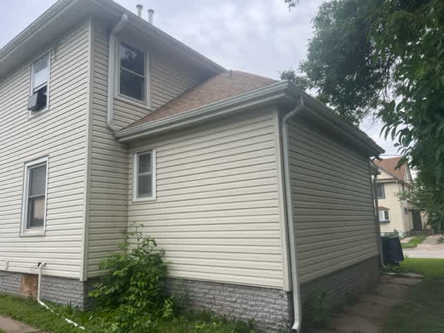 828 Avenue A – photo 4