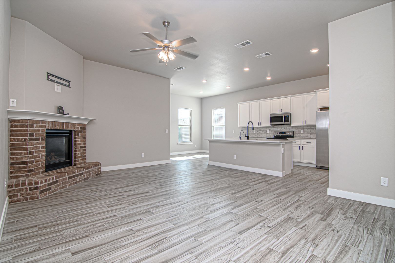 2408 Outlaw CT – photo 4