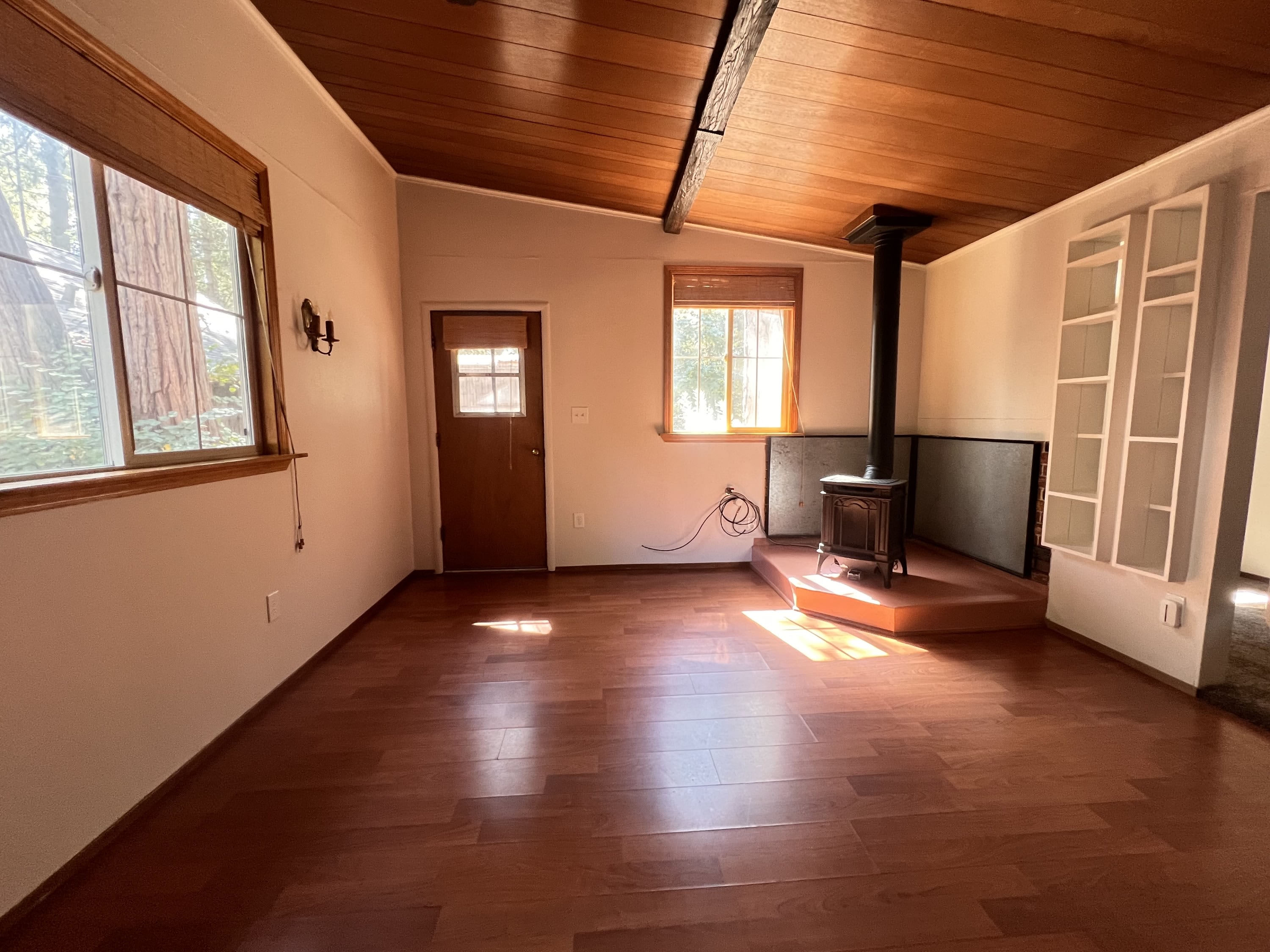 12524 Valley View Road(Granny Unit) – photo 4