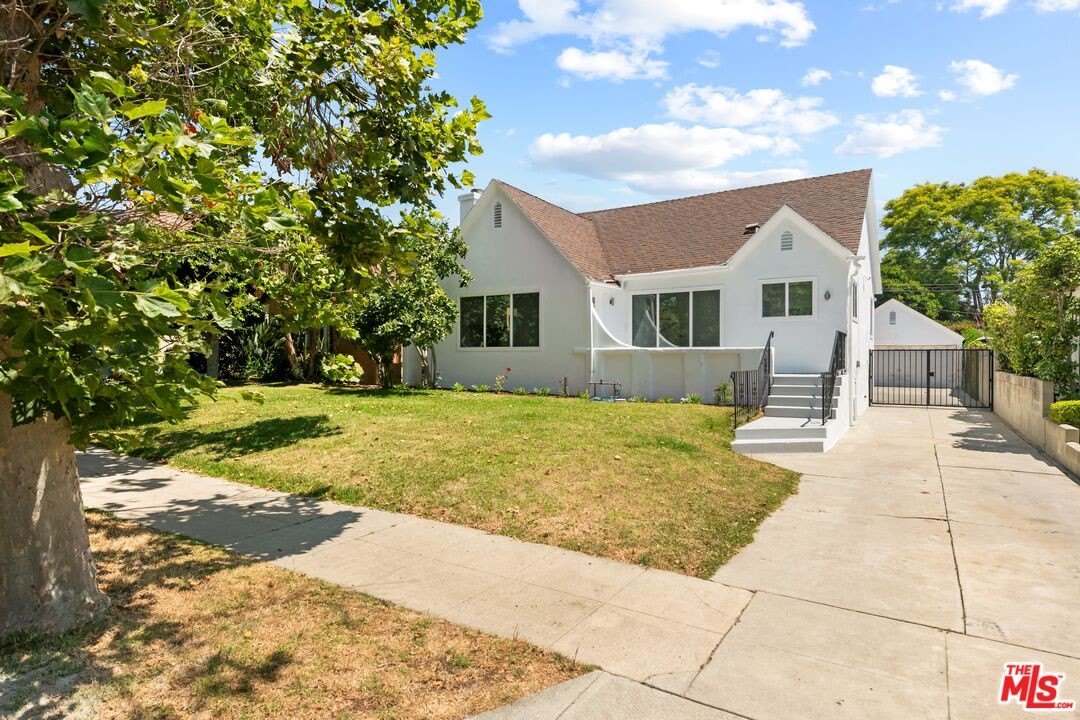 2316 Selby Ave – photo 1
