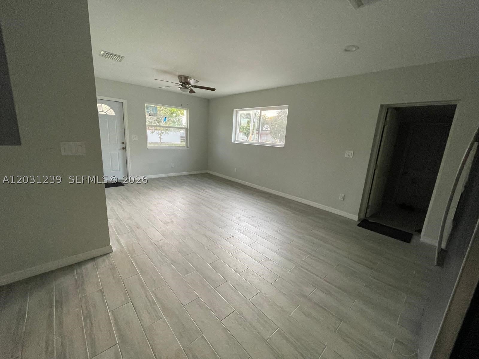 3921 SW 31st Dr – photo 4
