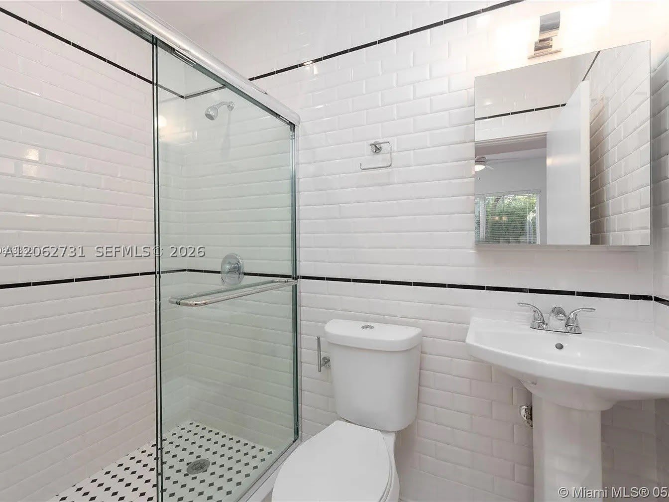 3669 Poinciana Ave – photo 4