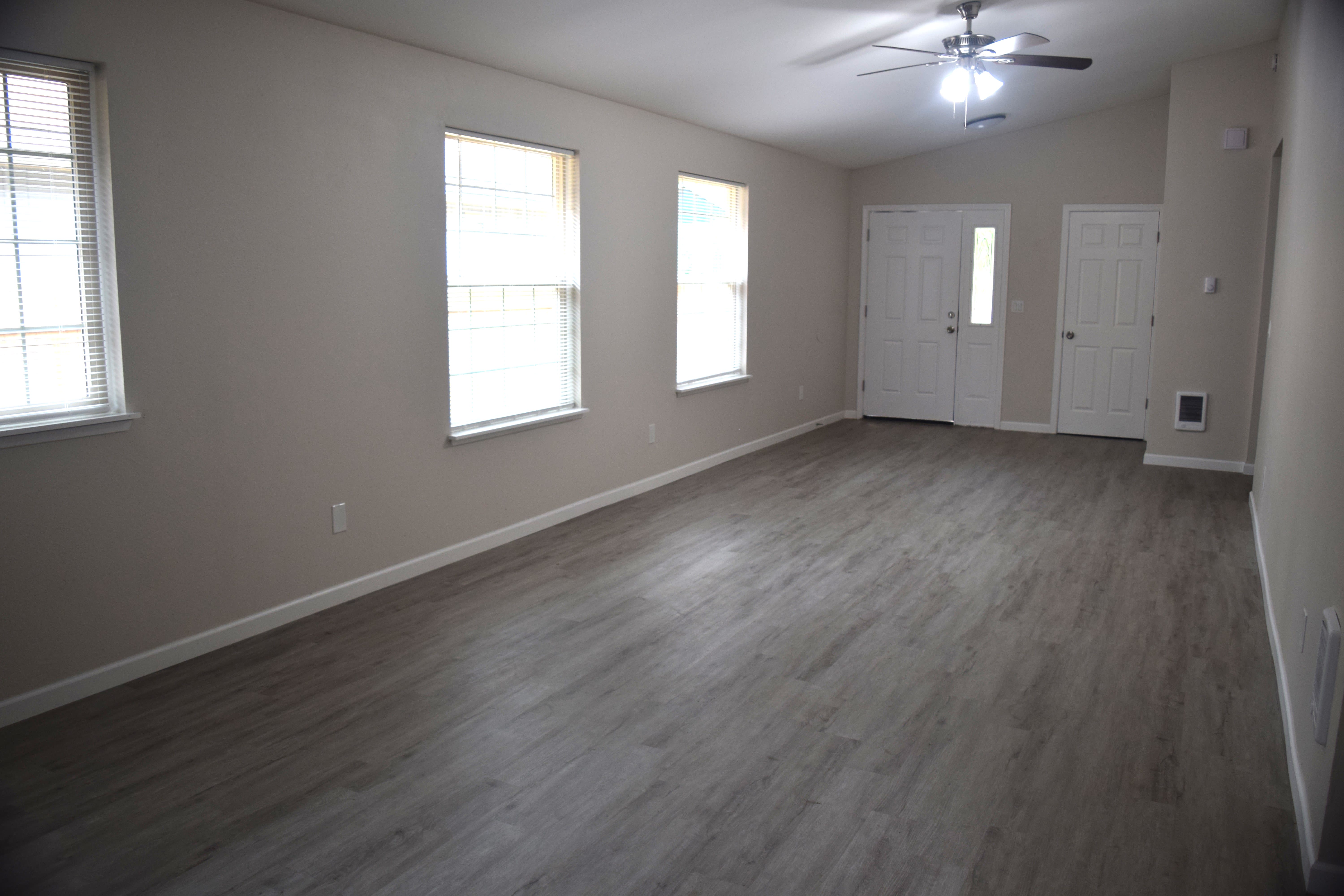 7317 Fair Oaks Rd Se – photo 3