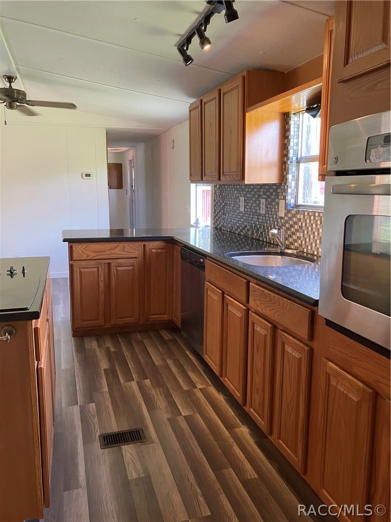 10056 SW 155th Street – photo 4